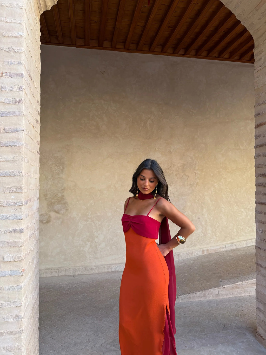Zahara - Vestido Naranja y Rojo con Pañuelo Incluido