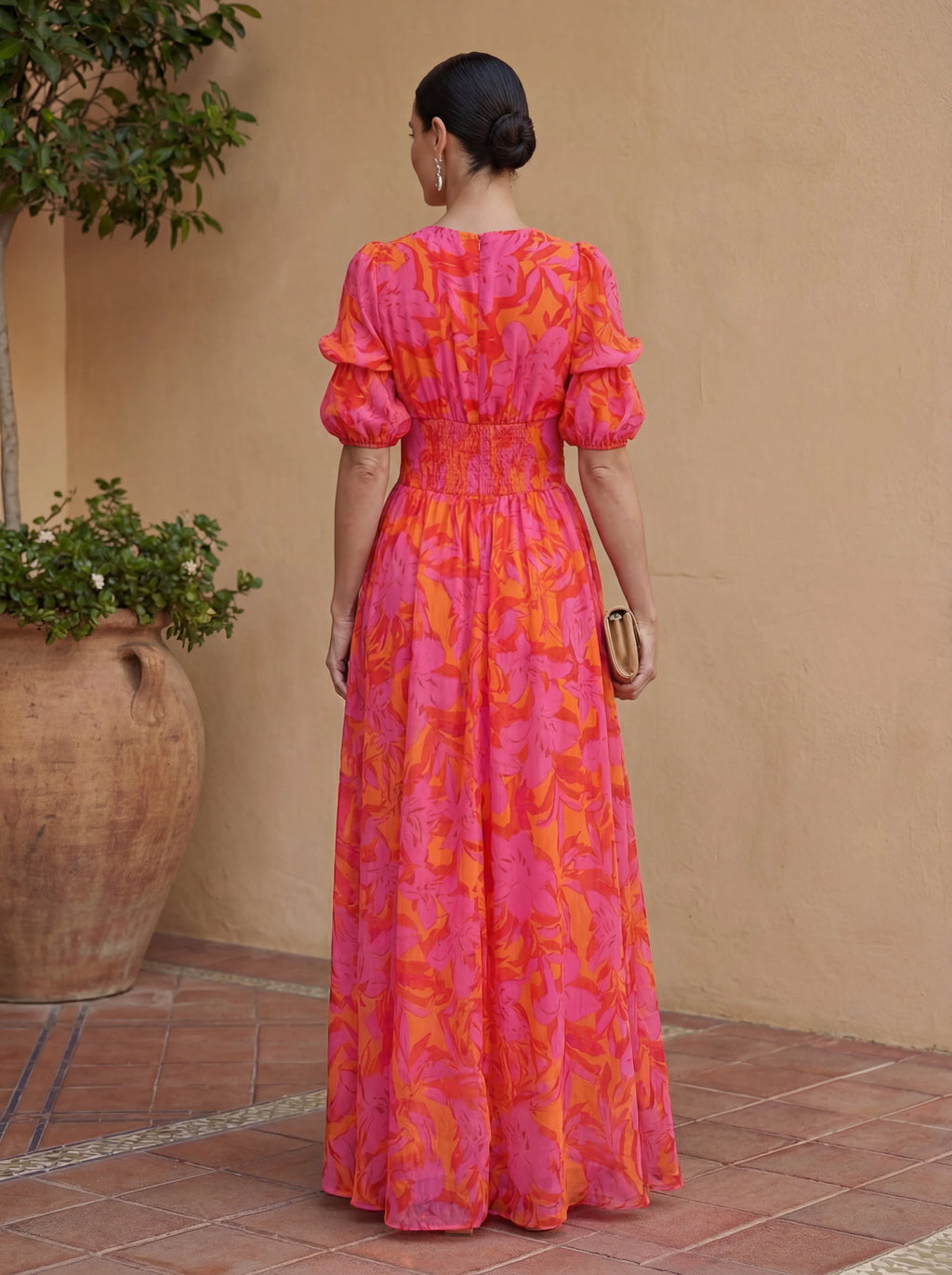 Olivia - Vestido Fluido Rosa y Naranja con Escote en V