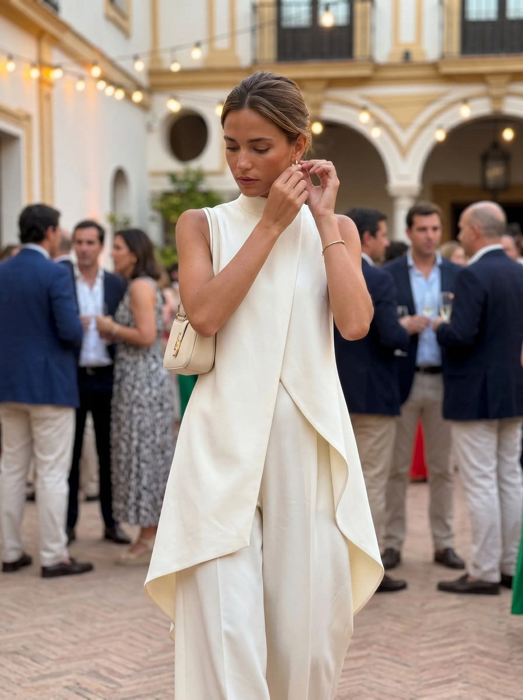 Sara - Conjunto Largo Elegante con Top Asimétrico y Pantalón Fluido