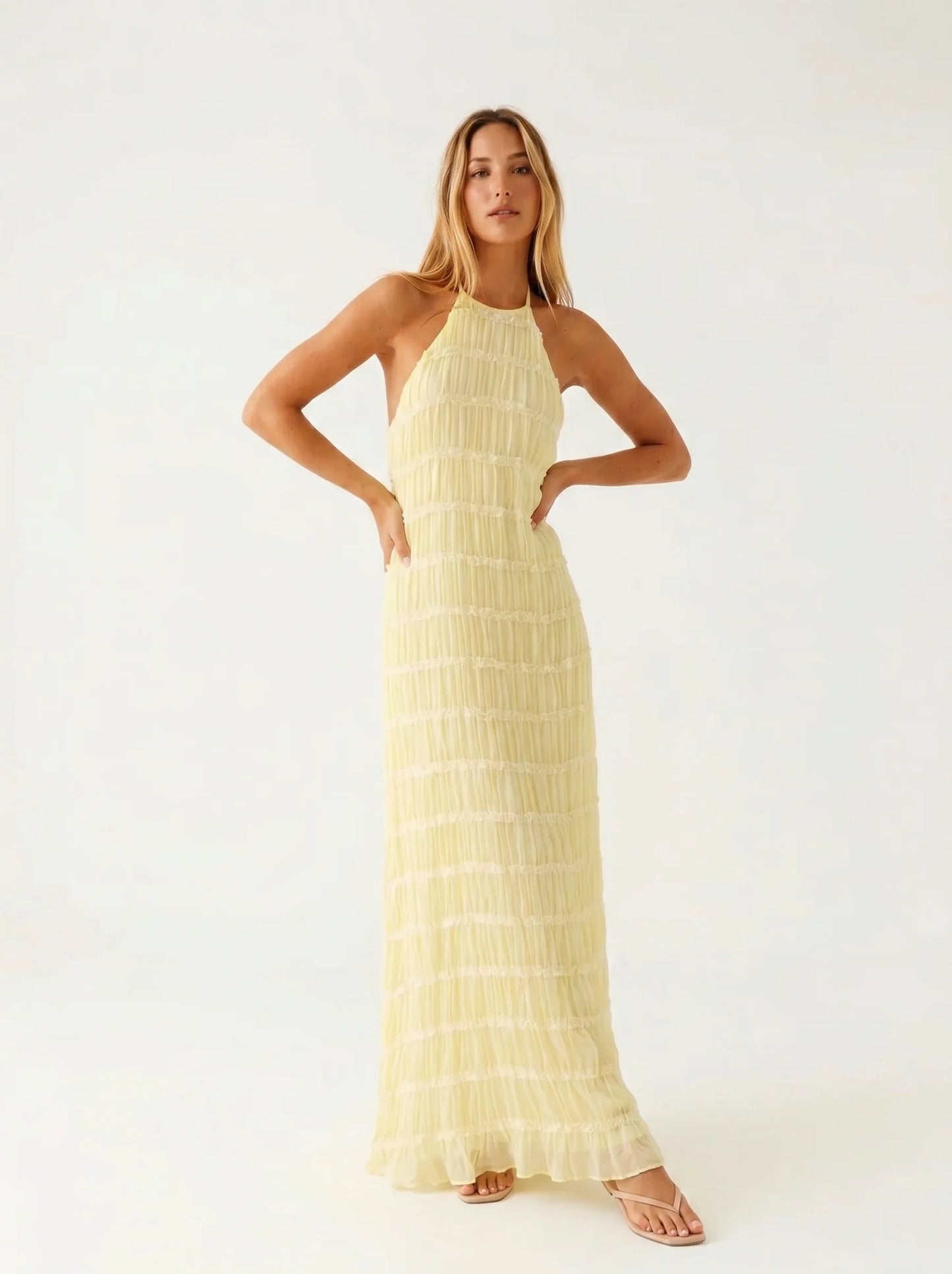 Ángela - Vestido Largo Halter con Volantes Escalonados