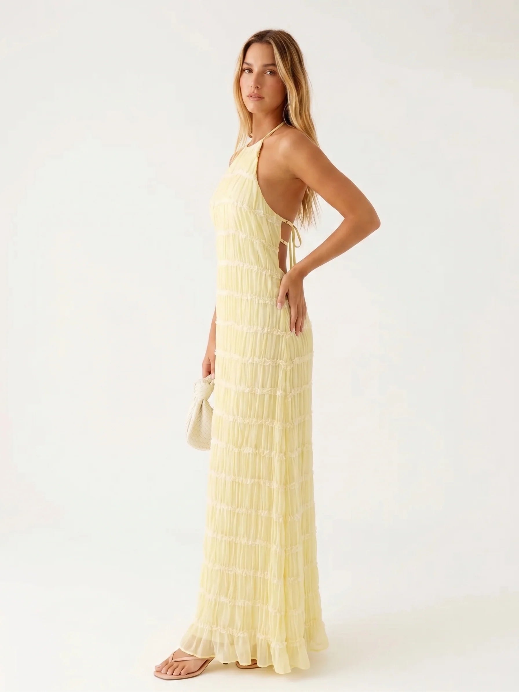 Ángela - Vestido Largo Halter con Volantes Escalonados
