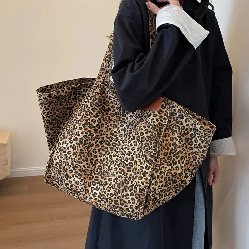 Elsa - Bolso Tote Retro Animal Print