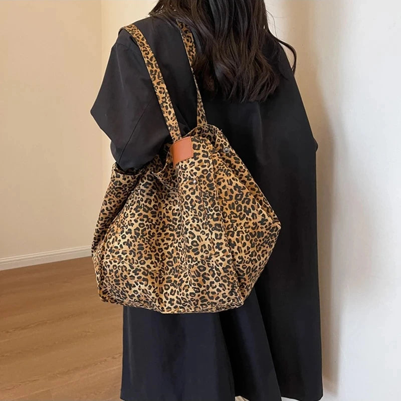 Elsa - Bolso Tote Retro Animal Print