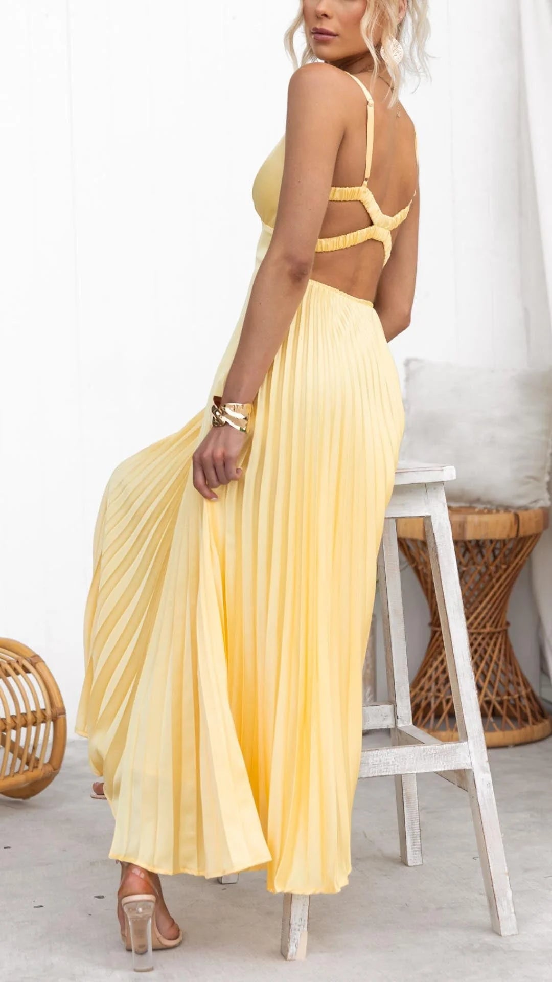 Ana - Vestido Maxi Plisado con Tirantes