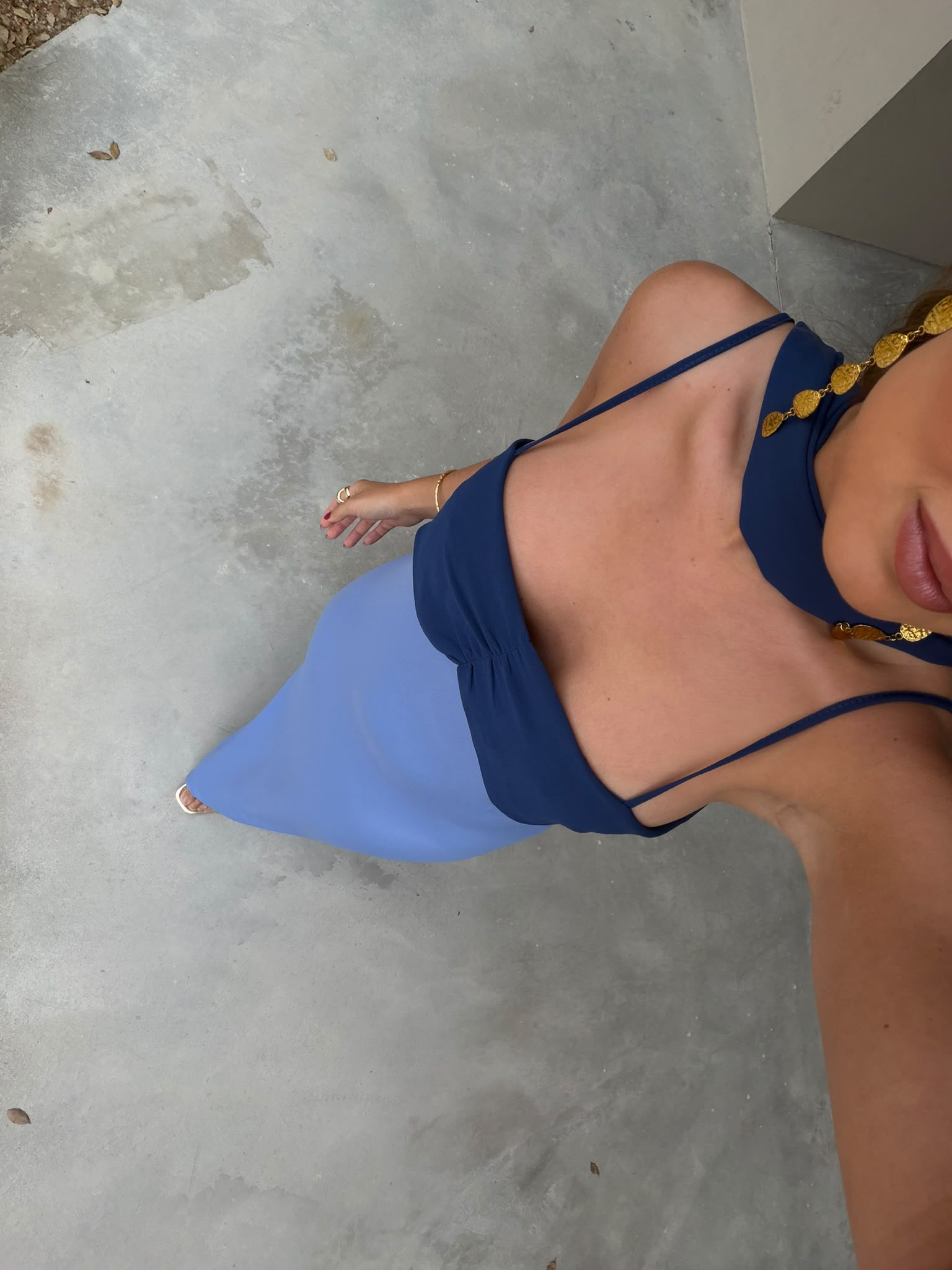 Zahara - Vestido Azul con Pañuelo Incluido