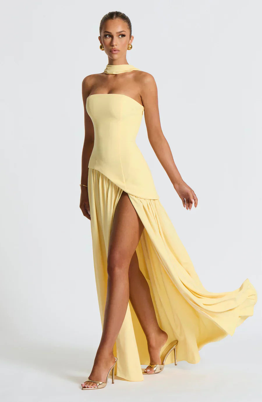 Zadie - Vestido Maxi Floral con Escote Halter
