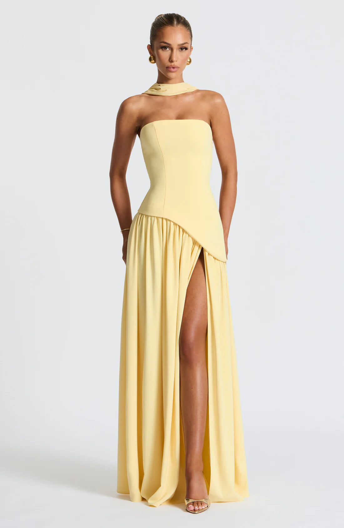 Zadie - Vestido Maxi Floral con Escote Halter